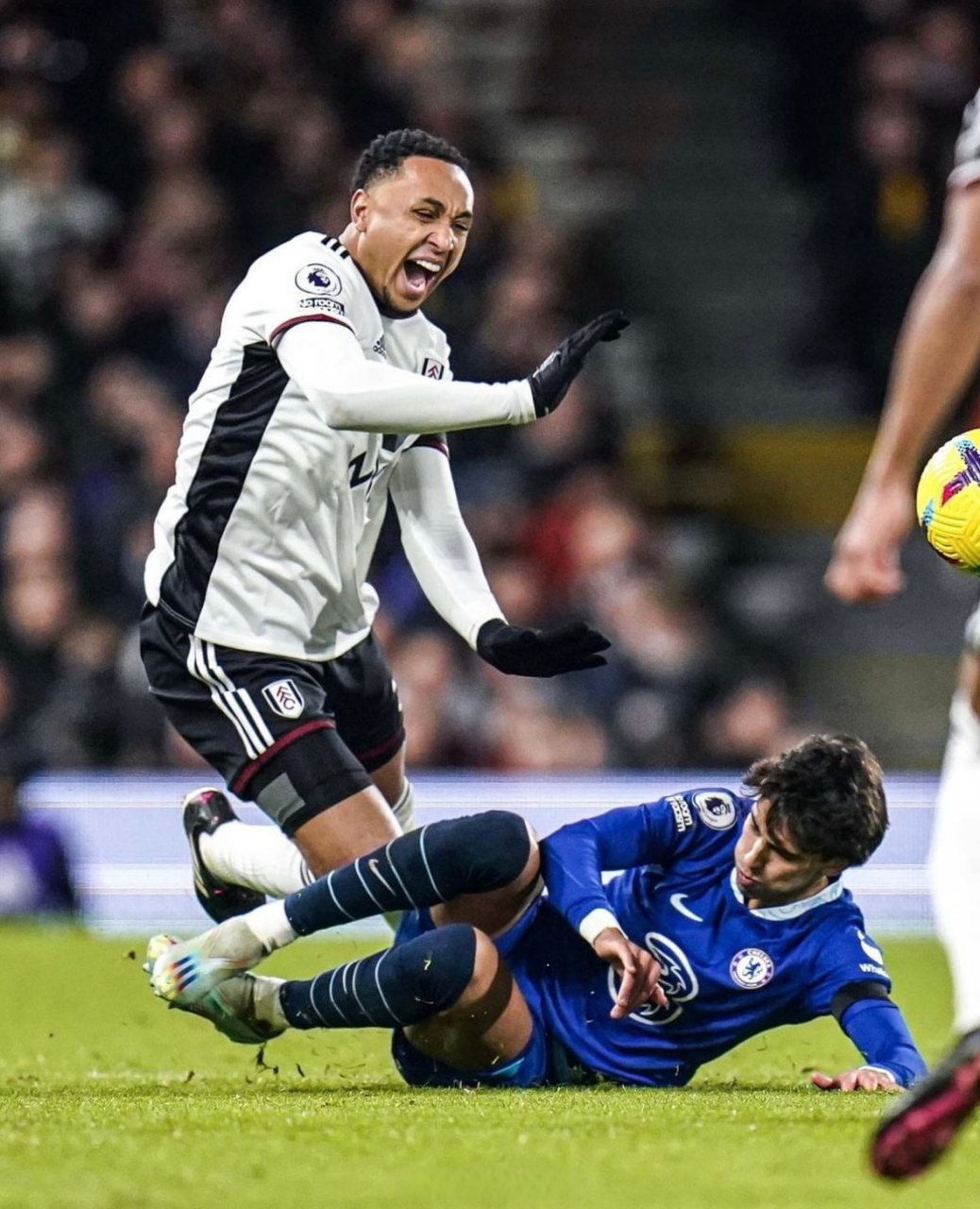 广厦男篮止住颓势备战法国杯赛后休斯敦火箭复出首秀，这一次真的今夜切尔西豪取连胜——足总杯节点到来的简单介绍